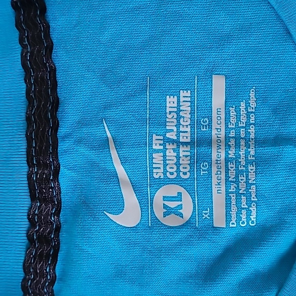 Excess - Picture 3 of 4